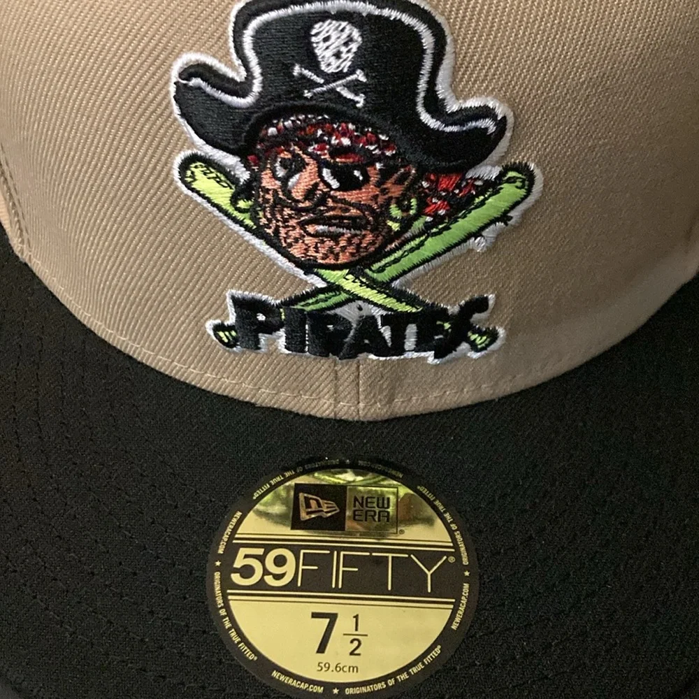 Custom New‎ Era Pirates Cap - Tan and Black. Glow in the dark!!